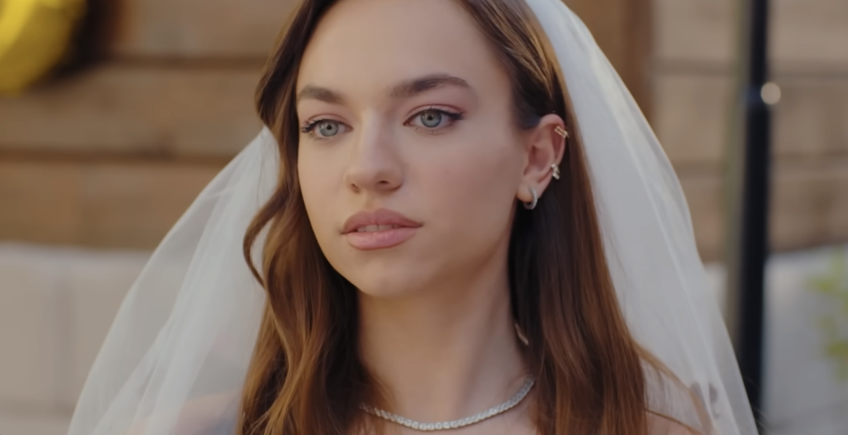 Кадр из сериала Кто сам упал, тот не плачет Кадр из сериала Кто сам упал, тот не плачет